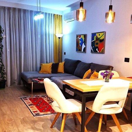 Central Comfy Apartment Тирана Экстерьер фото