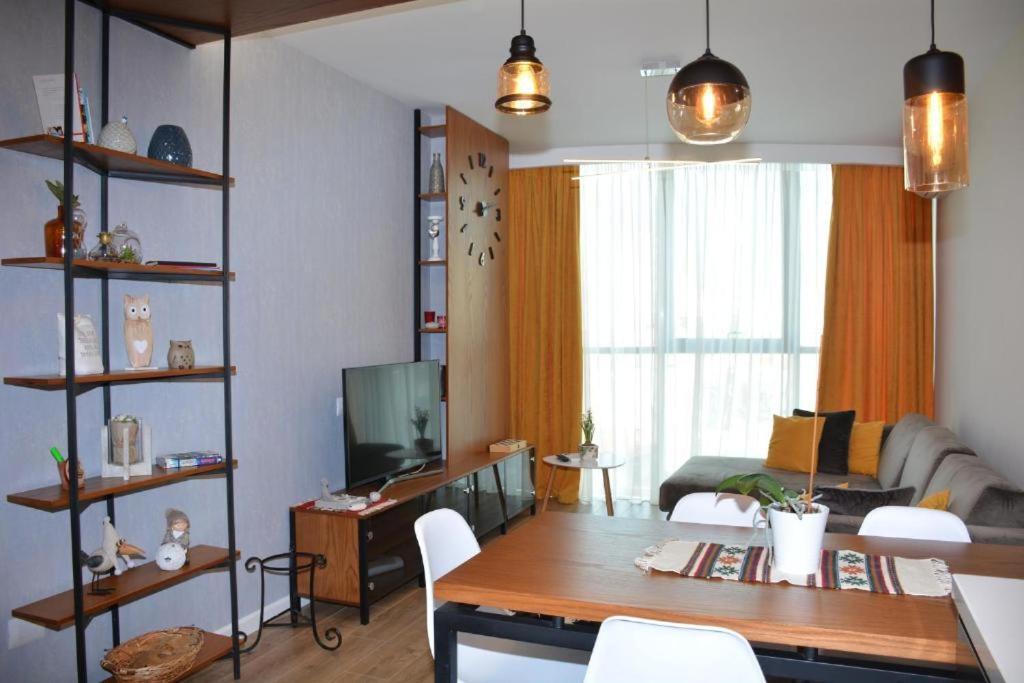 Central Comfy Apartment Тирана Экстерьер фото